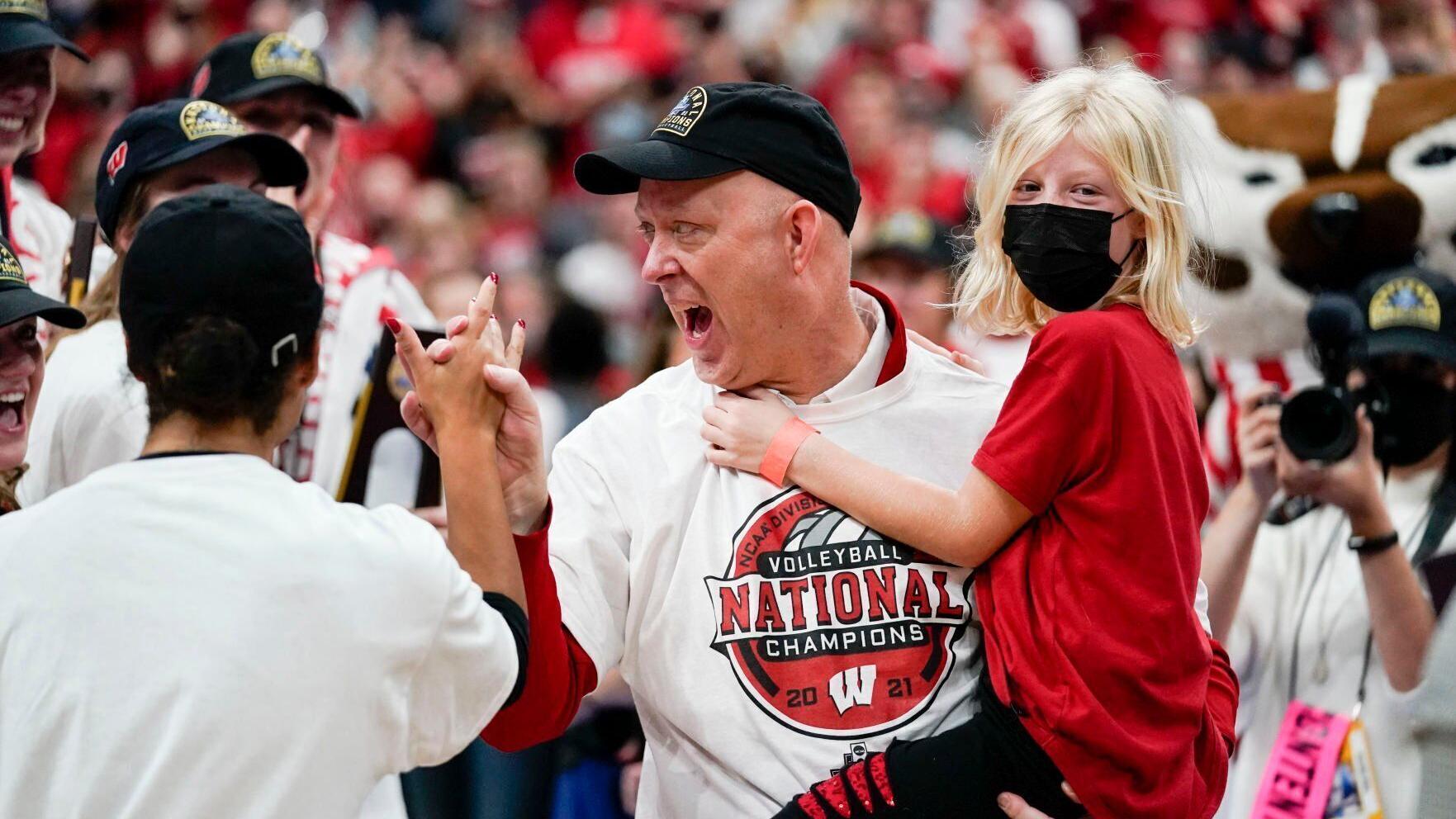 7 notable Wisconsin volleyball wins under Kelly Sheffield